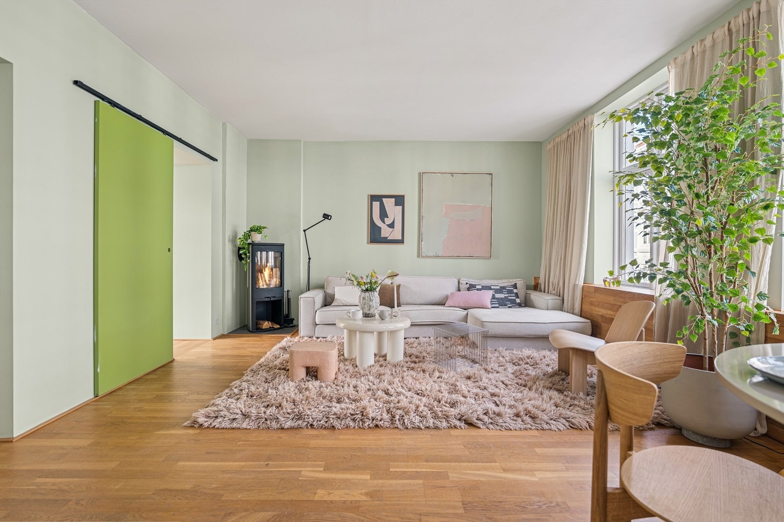 Leiligheten har en gjennomgående god planløsning med store rom Galleribilde