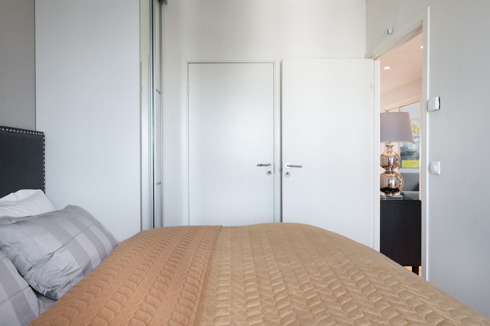 Leilighetens interne bod er tilknyttet rommet. Galleribilde