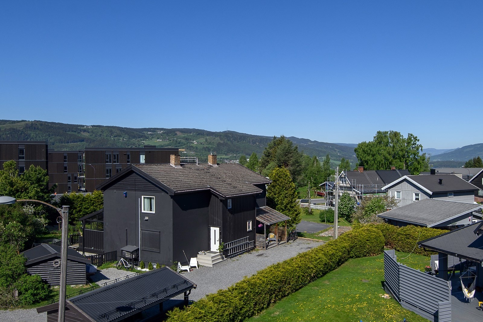Familievennlig bolig i rolig boligområde med gangavstand til det meste Galleribilde