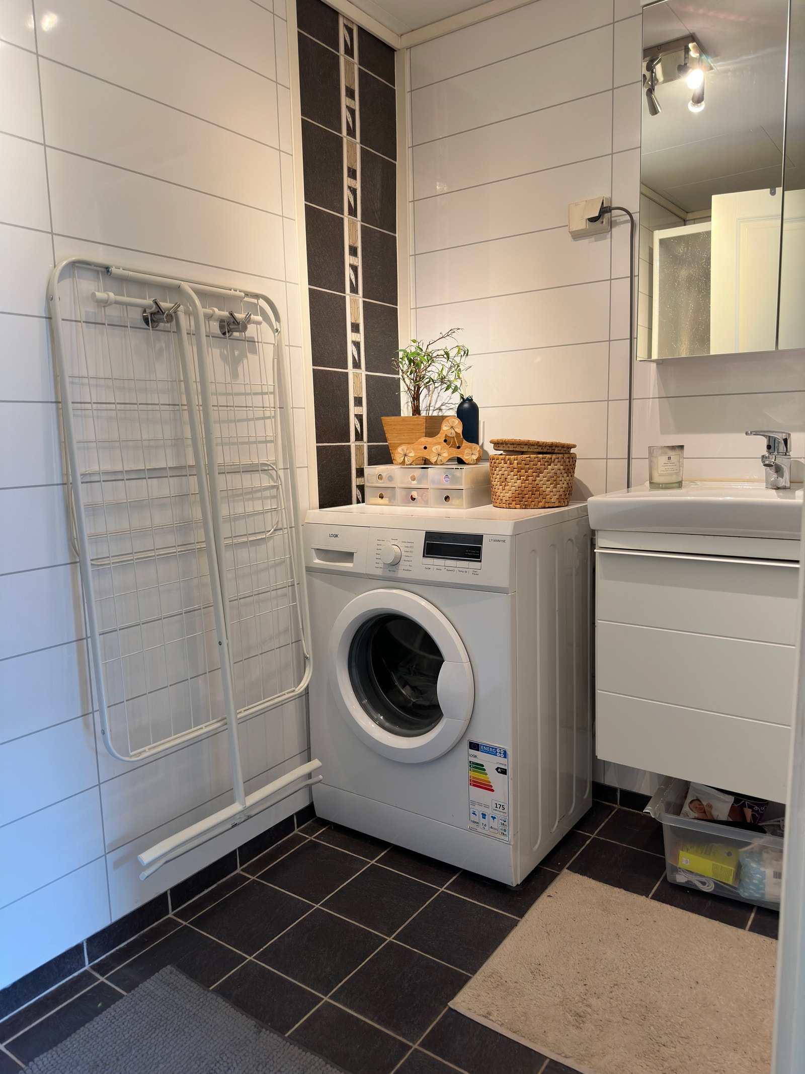 Opplegg for egen vask/tørk på bad Galleribilde