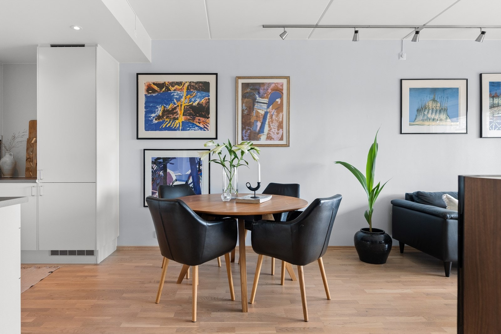 Velkommen inn i den koselige stuen. Galleribilde