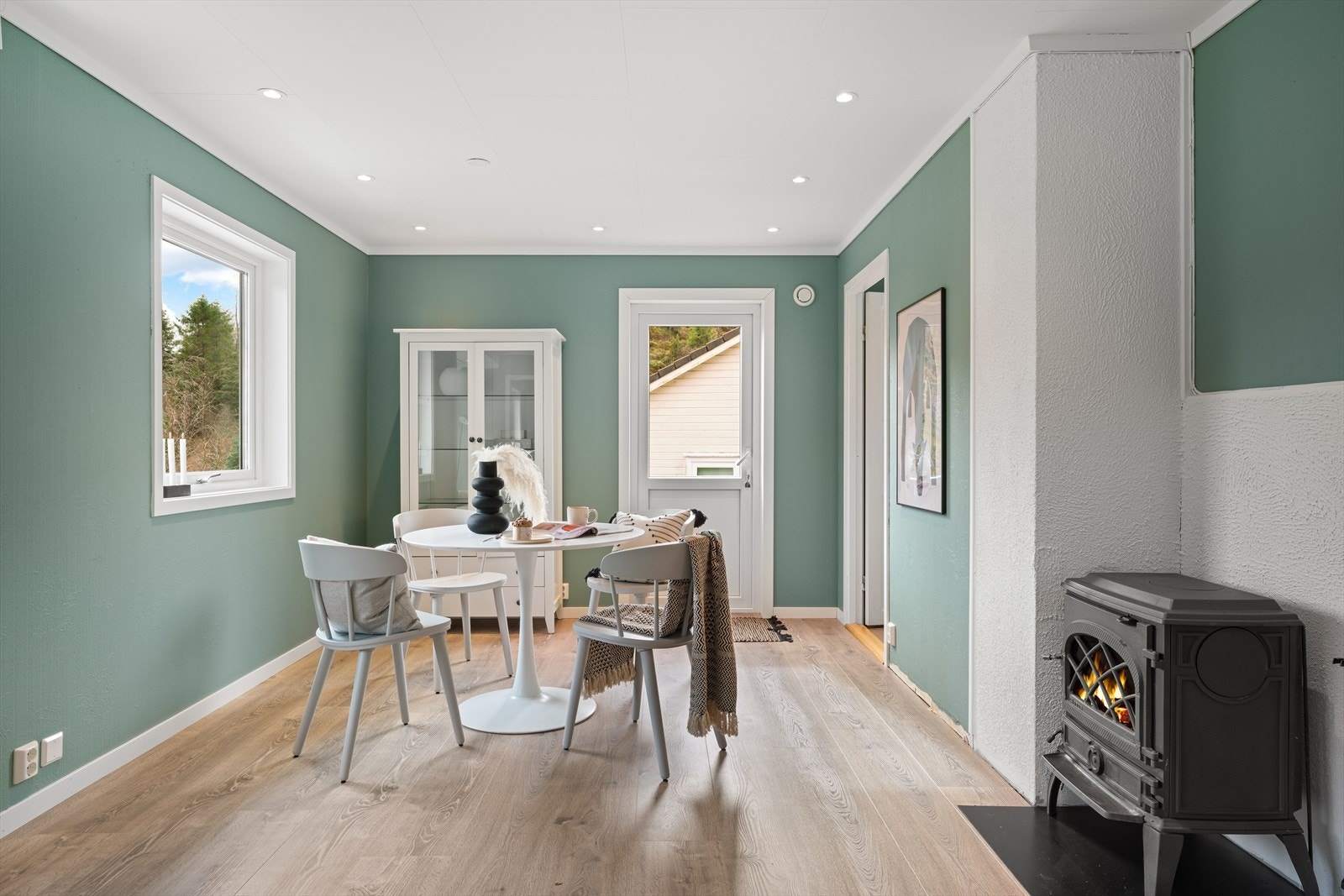 - Boligen har et BRA-i på 74m², og har en praktisk og arealeffektiv planløsning - Galleribilde