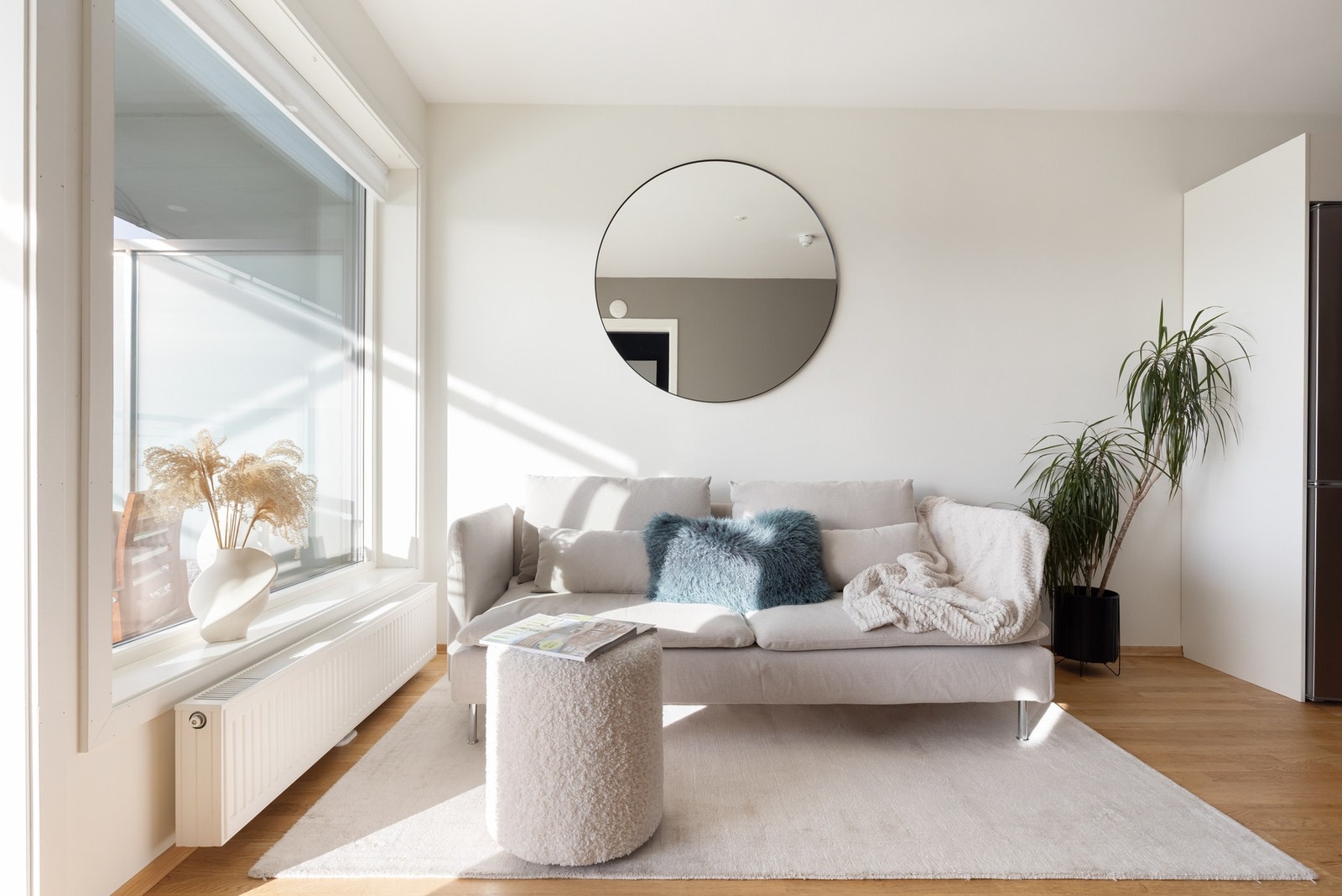 Boligen kan skilte med kvaliteter som en god planløsning, godt med naturlig lys og balansert ventilasjon som gir et godt inneklima. Galleribilde