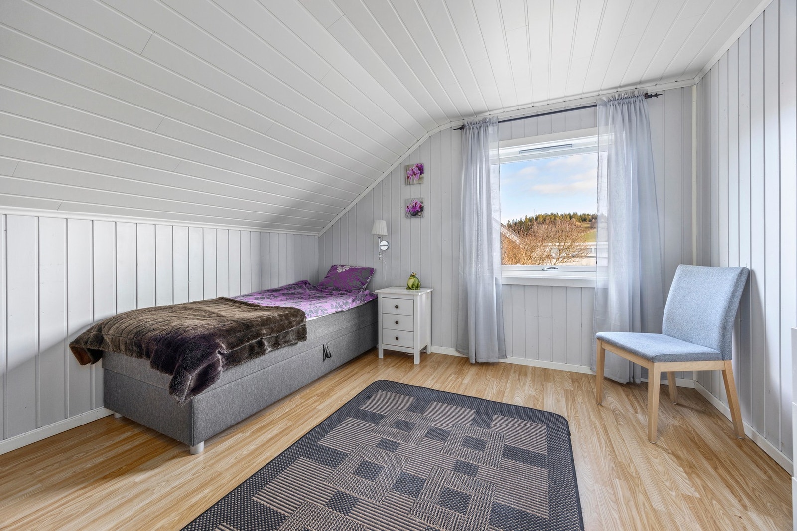 Soverom 11,5 kvm Galleribilde