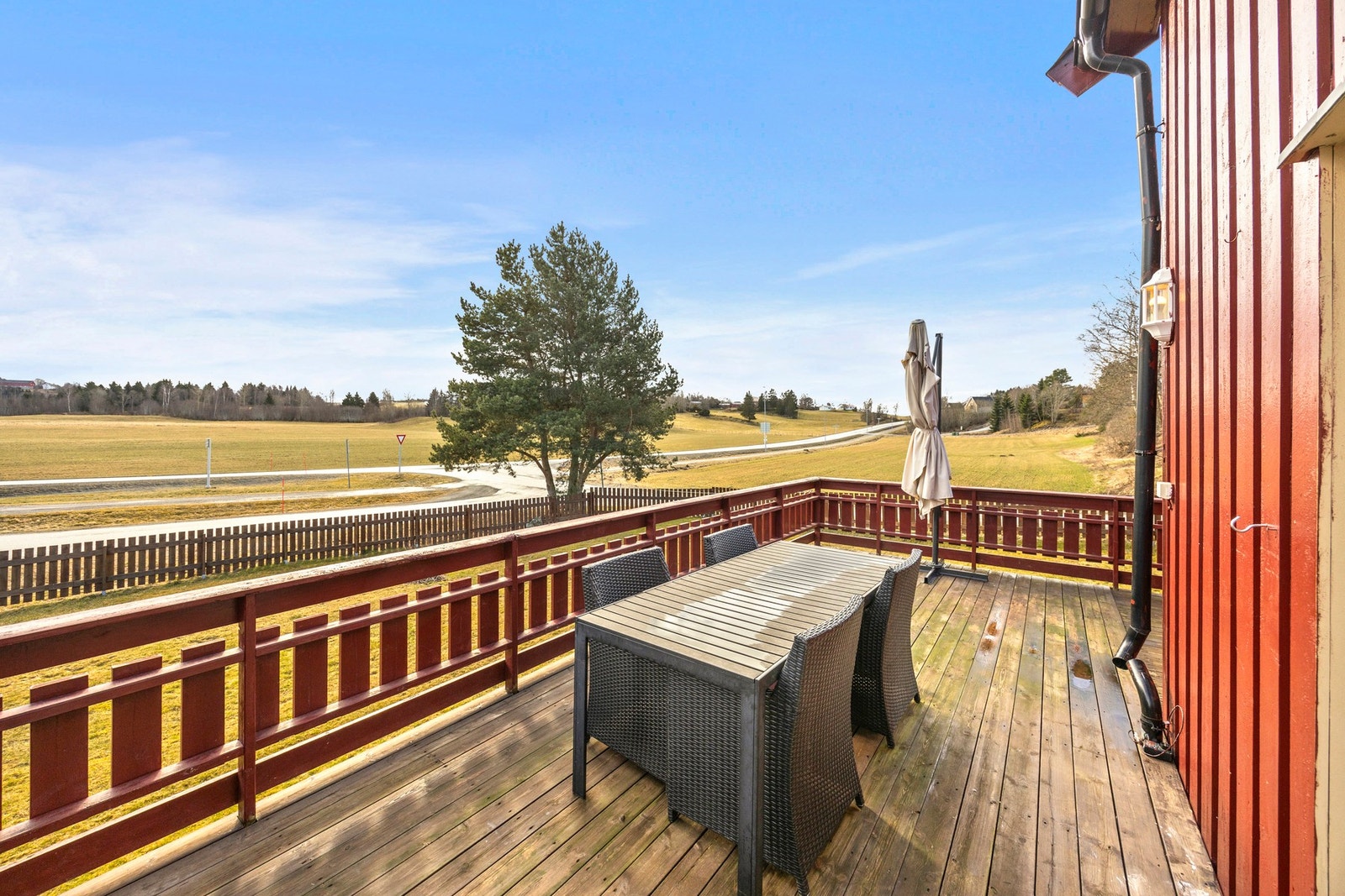 Terrasse - 32 kvm. Solrik med utsikt! Galleribilde