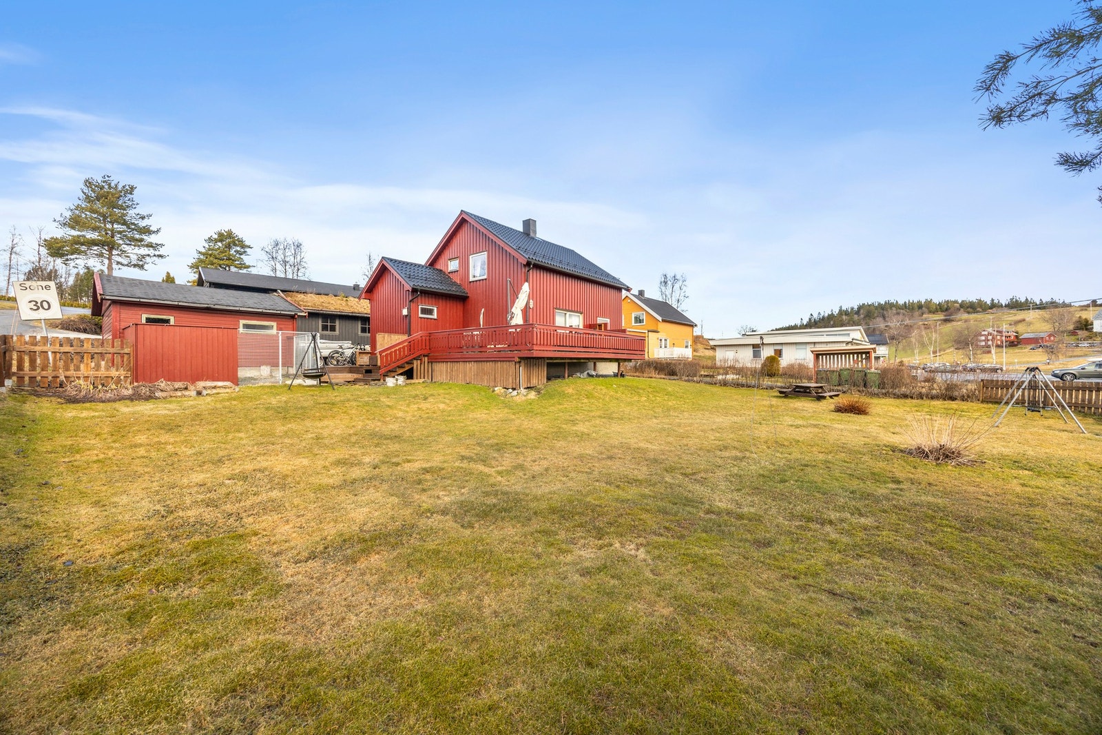 Velkommen til Rådyrvegen 5! Galleribilde