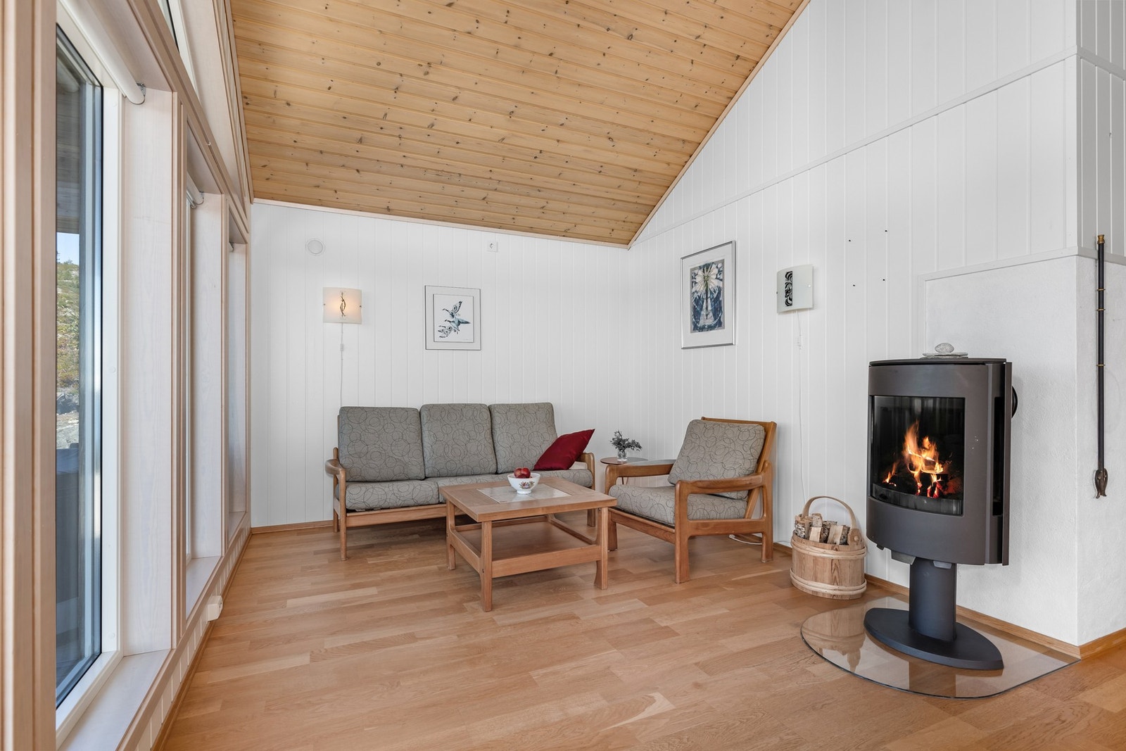 Peis i stuen Galleribilde