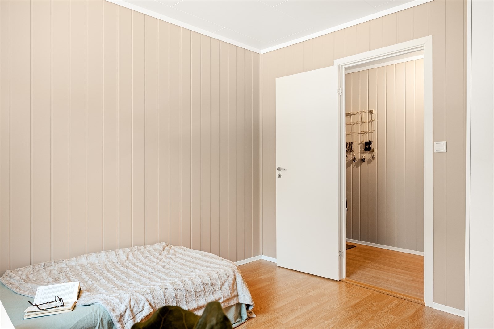 Ideelt som gjesterom, hjemmekontor eller hobbyrom Galleribilde