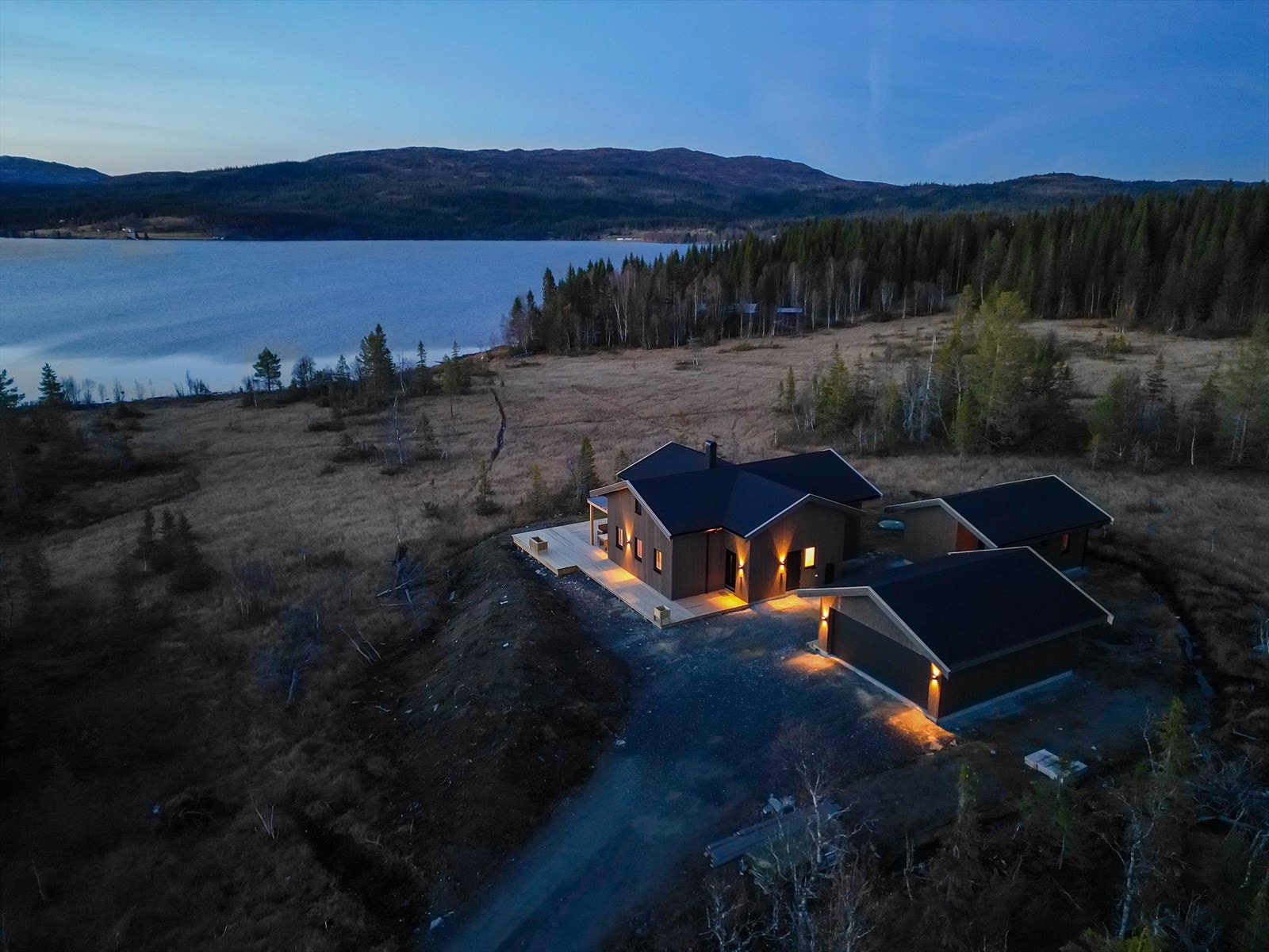 Omgivelsene er fredelige og naturskjønne, virkelig tilrettelagt for feriemodus og påfyll av energi. Galleribilde