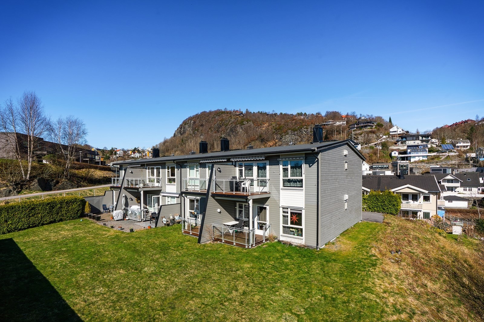 - Sameiet Nedre Nattland Roligheten består av 16 seksjoner - Galleribilde