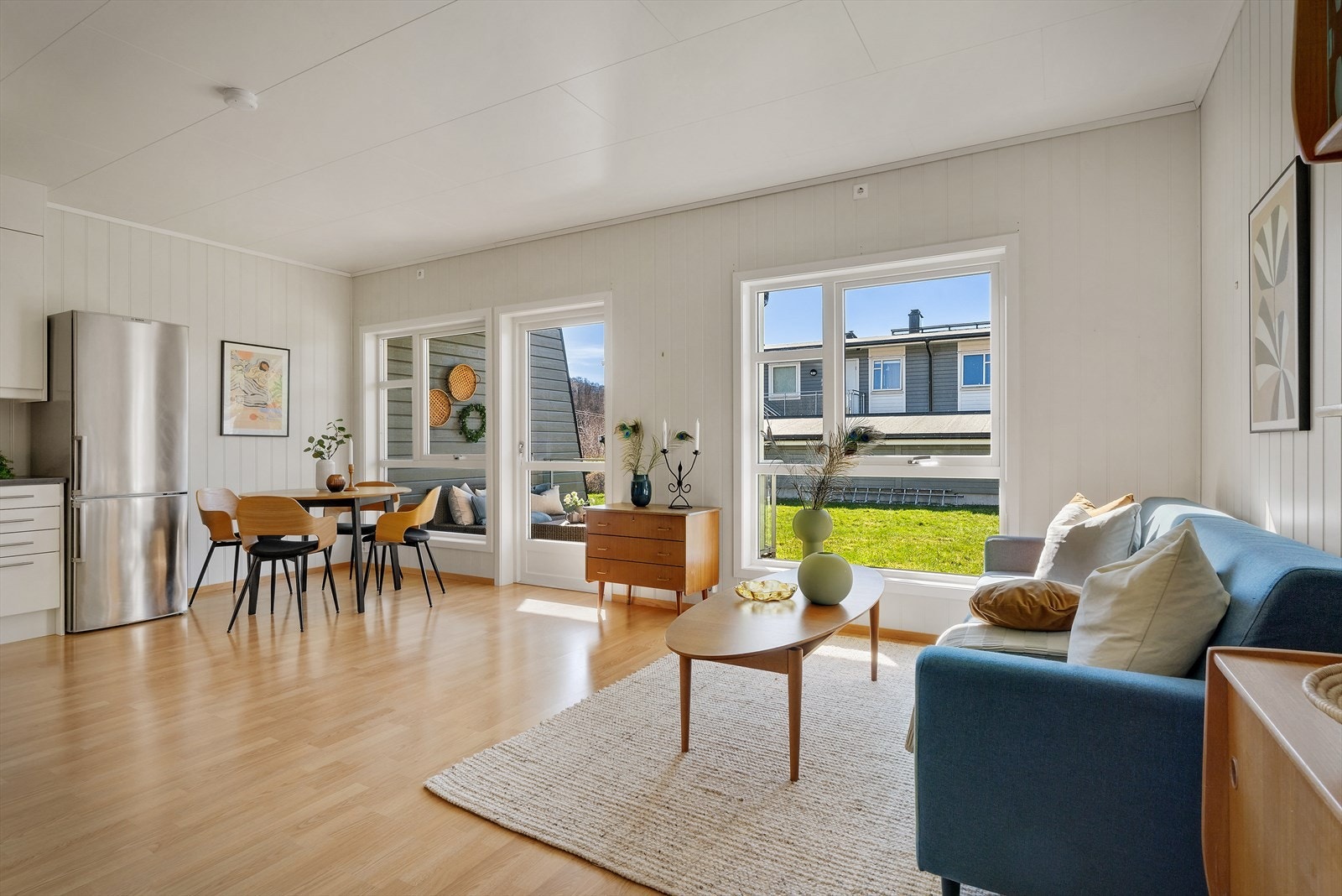 - En sjarmerende leilighet med solrik terrasse og fast parkeringsplass - Galleribilde