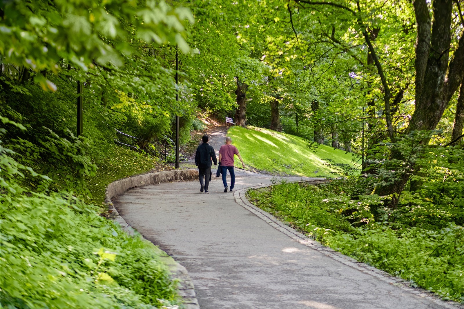 Få minutter fra boligen har du Akerselva. Galleribilde