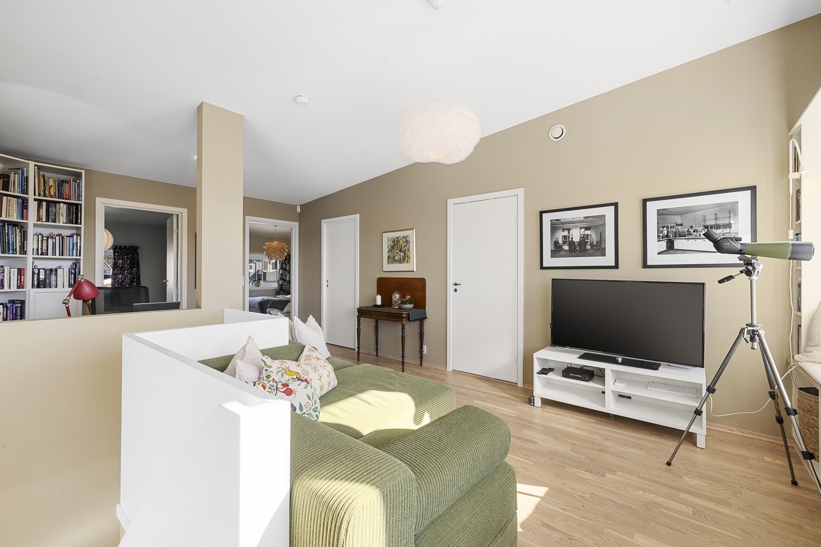 Stue 2.etasje Galleribilde