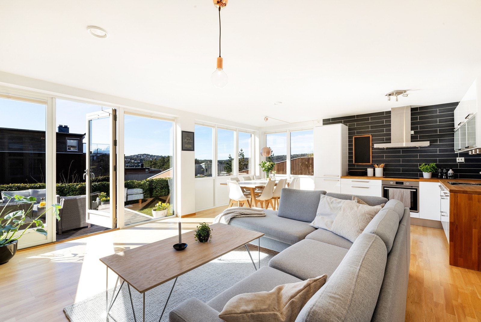 Hyggelig selveierleilighet med en gjennomgående god standard Galleribilde