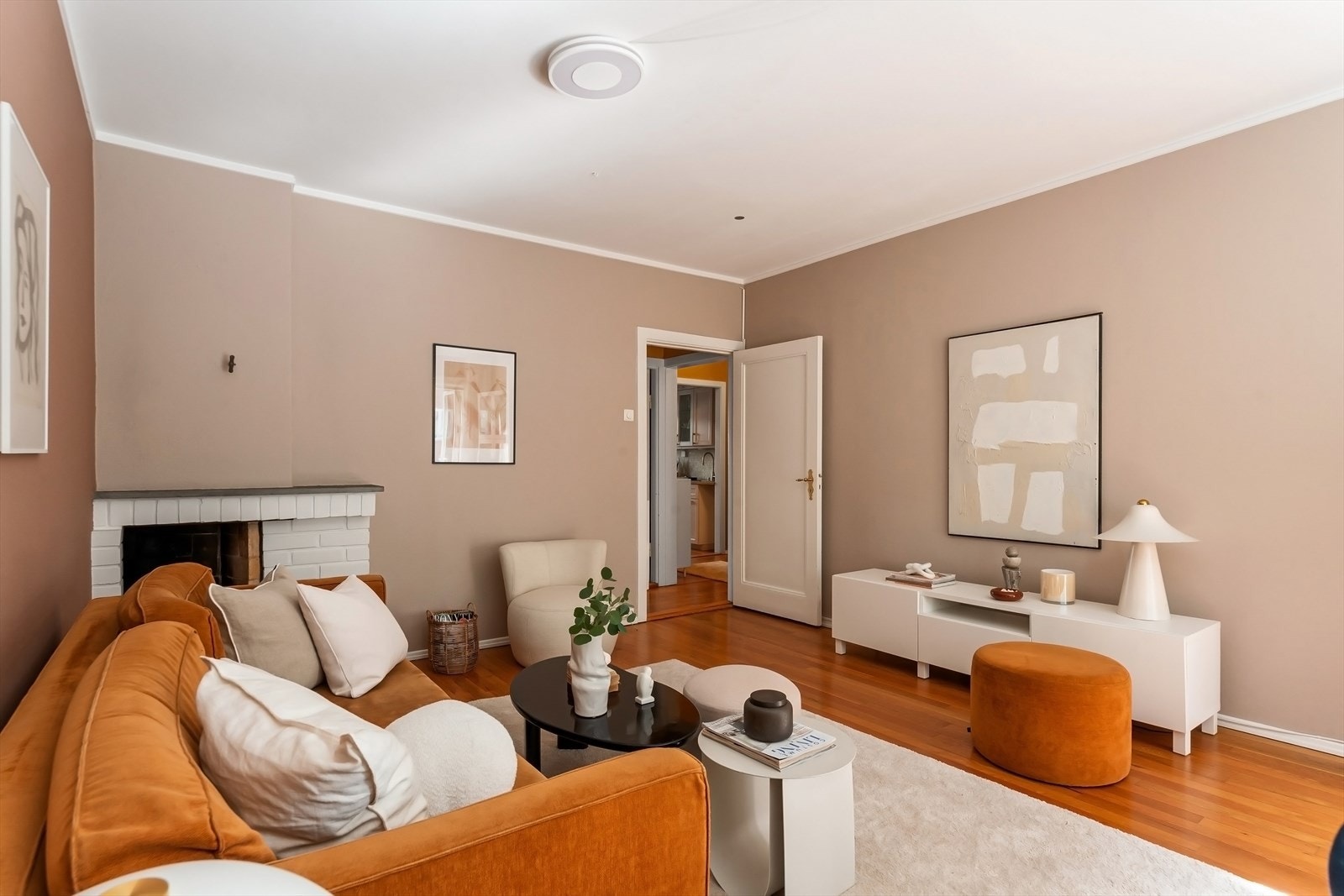 Leiligheten har en meget sentral og populær beliggenhet, rett med Marienlystparken Galleribilde