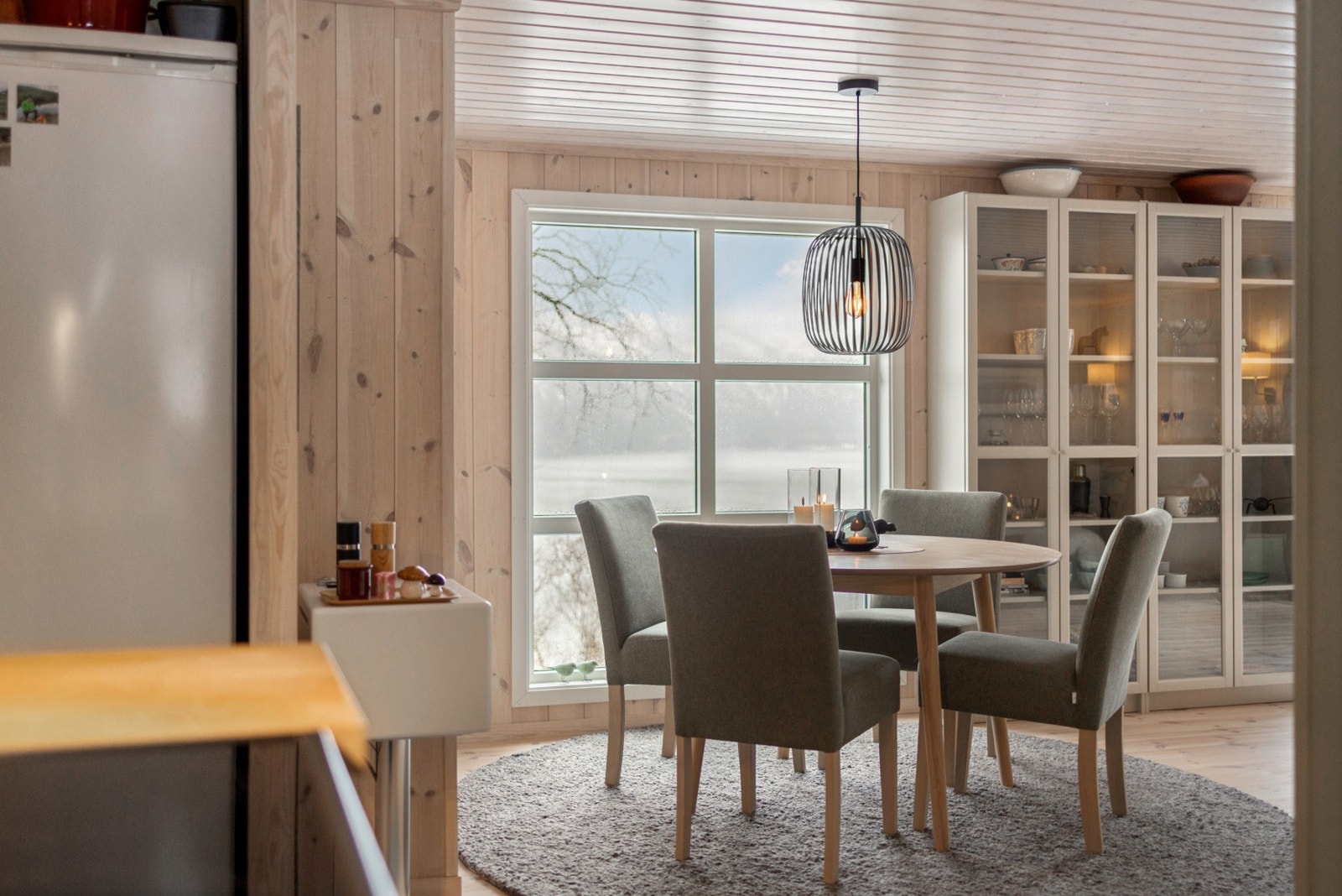 Klar for hyttemat med fjordutsikt? Alt ligger til rette her. Du trenger ikke gjøre en ting. Galleribilde