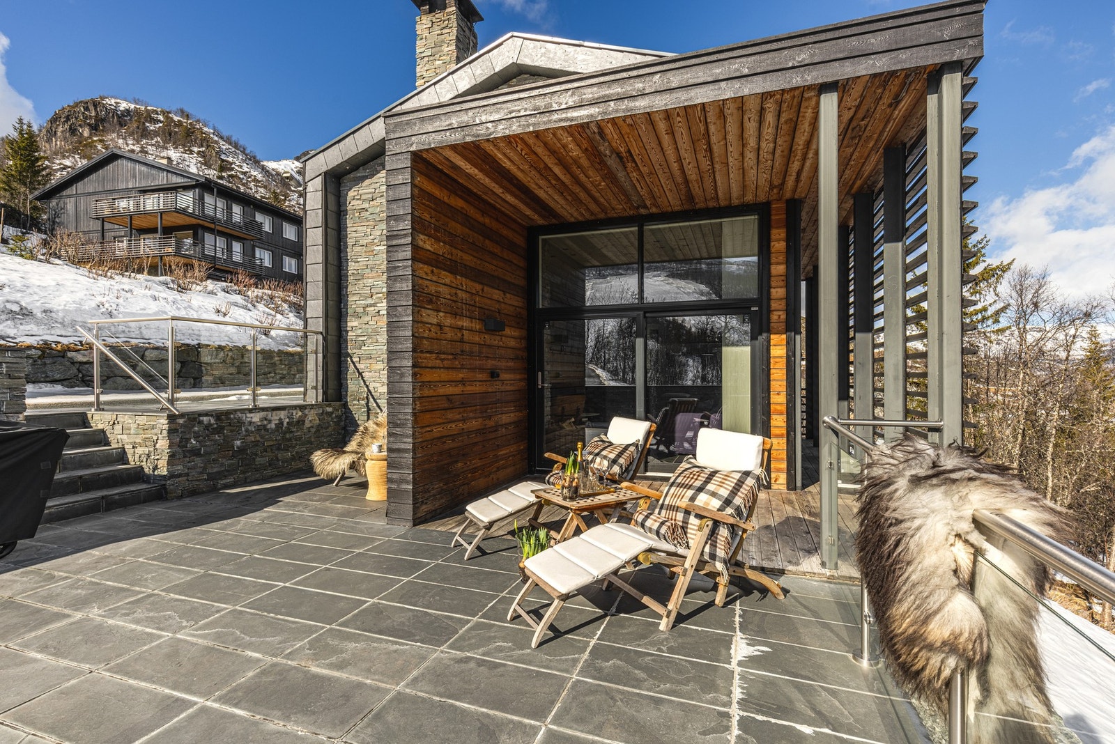 Eiendommen har gode solforhold året rundt. Galleribilde