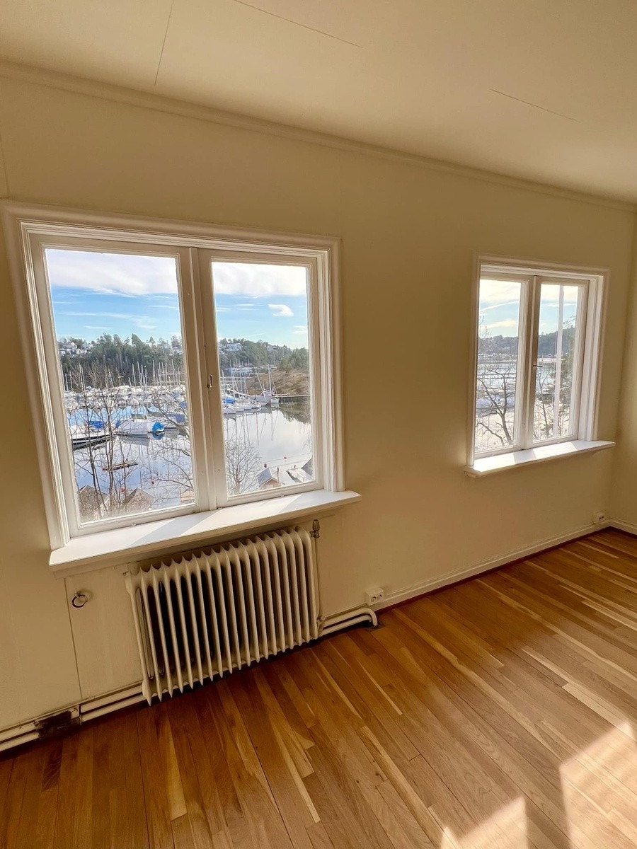 Utsikt mot sydvest Galleribilde