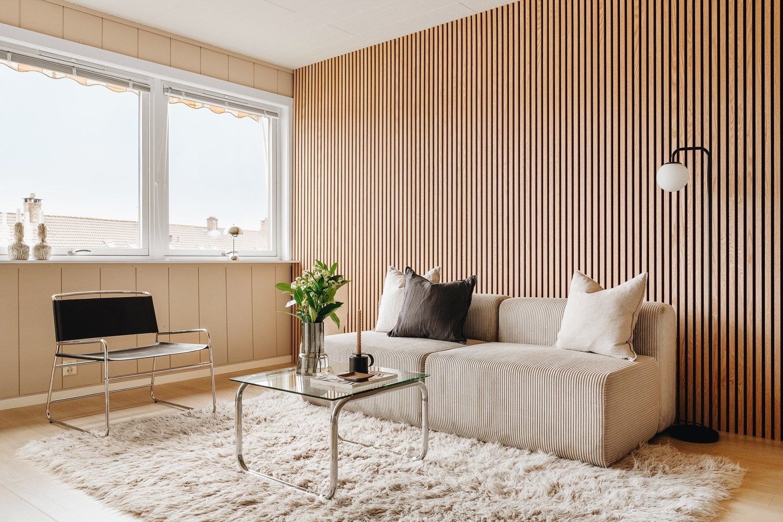 Videre kommer du inn til stuen. Galleribilde