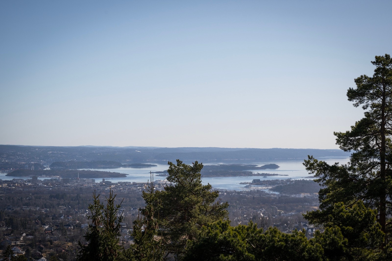 Vakker fjordutsikt. Galleribilde