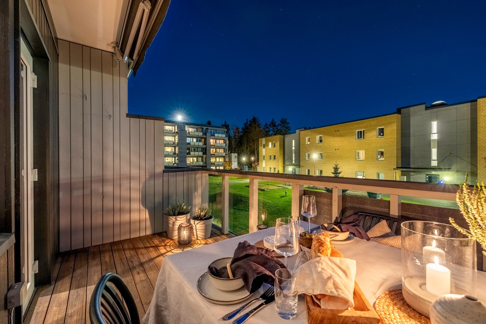 Det er god plass til utemøbler. Galleribilde