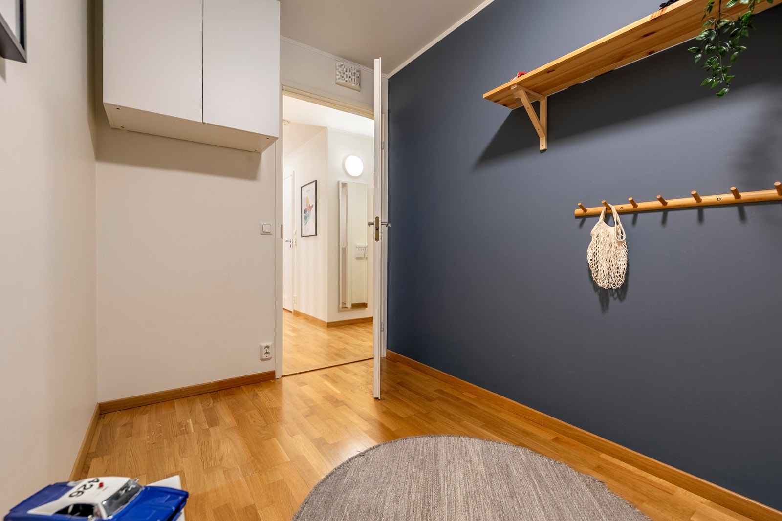 Soverommene er innredet med ulike garderobeløsninger. Galleribilde