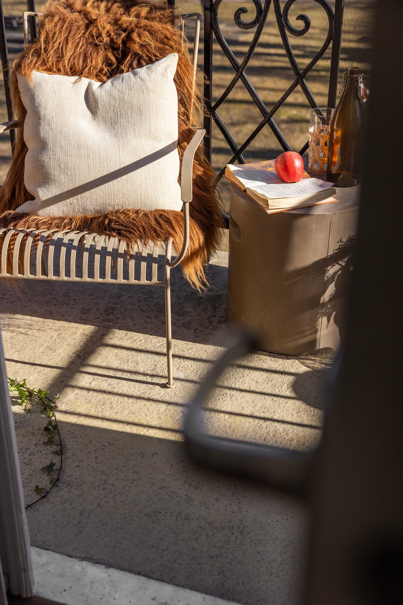 Morgensol og morgenkaffen kan nytes fra balkongen. Galleribilde