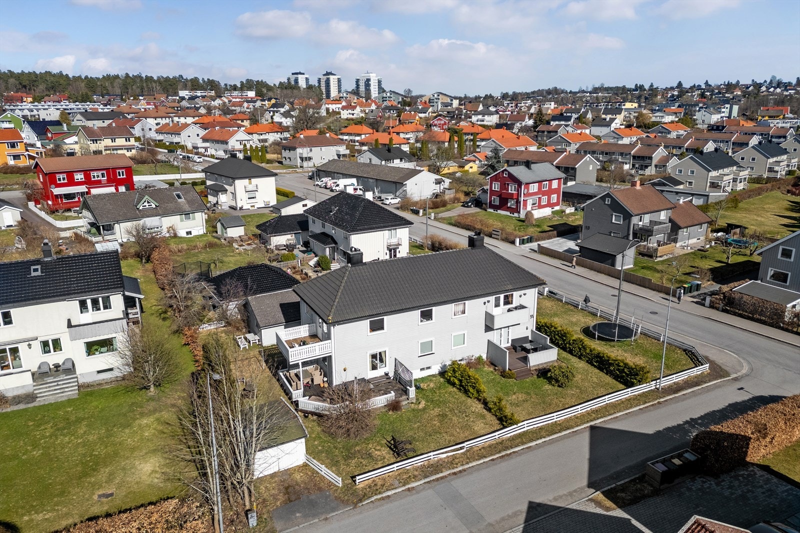 Nordvik v/Jørgen Nyhus har gleden av å ønske velkommen til Wergelands vei 12! Galleribilde