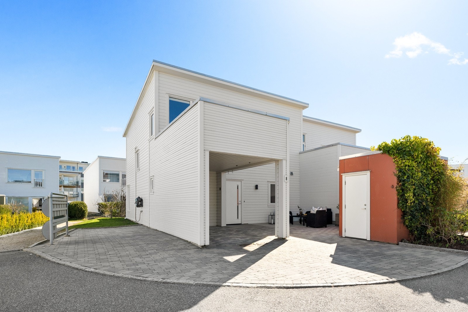 Stephan Erichsen v/Proaktiv har gleden av å presentere Prestaskjersstubben 8 for salg. Galleribilde