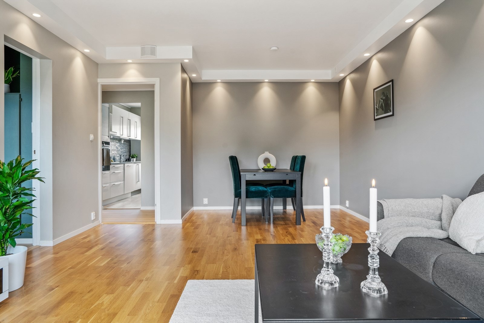 Her kan man innrede med både sofakrok og spiseplass, perfekt for både avslapning og sosiale sammenkomster. Galleribilde