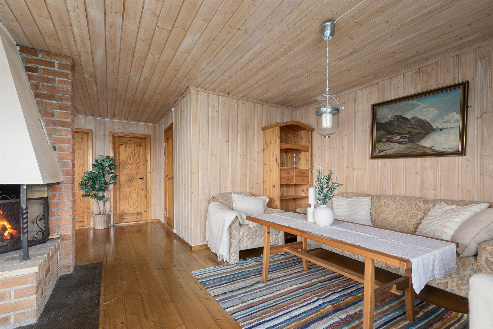 Peis i stuen Galleribilde