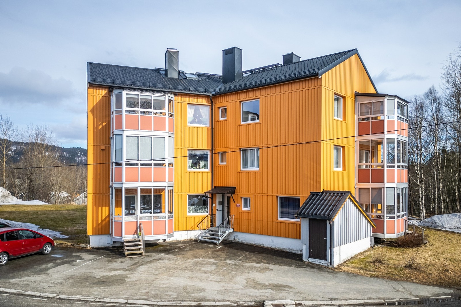 Her finner du en koselig 3-roms leilighet i 1. etasje Galleribilde