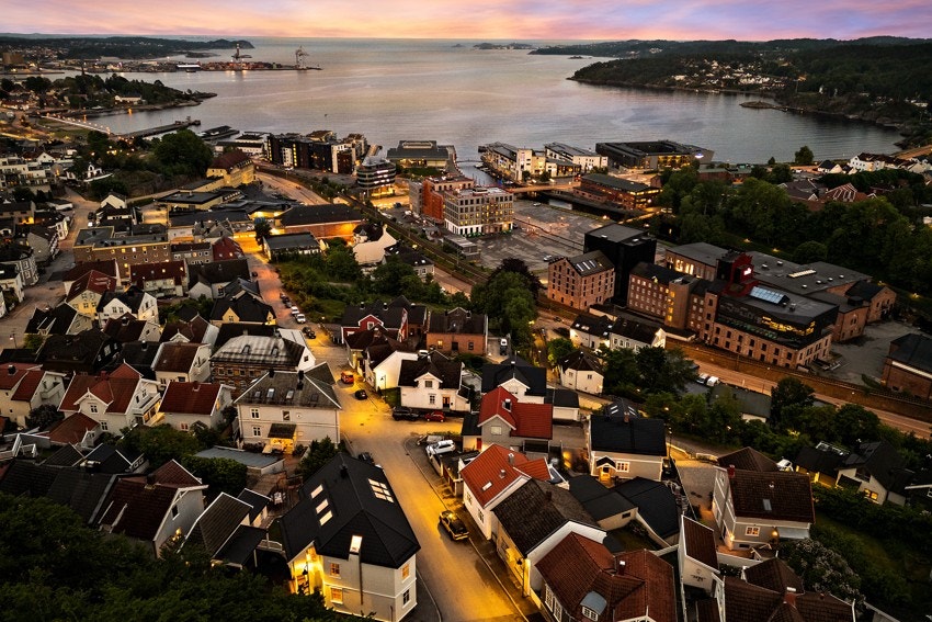 Beliggenheten er utsøkt, nær både by og rekreasjon. Galleribilde