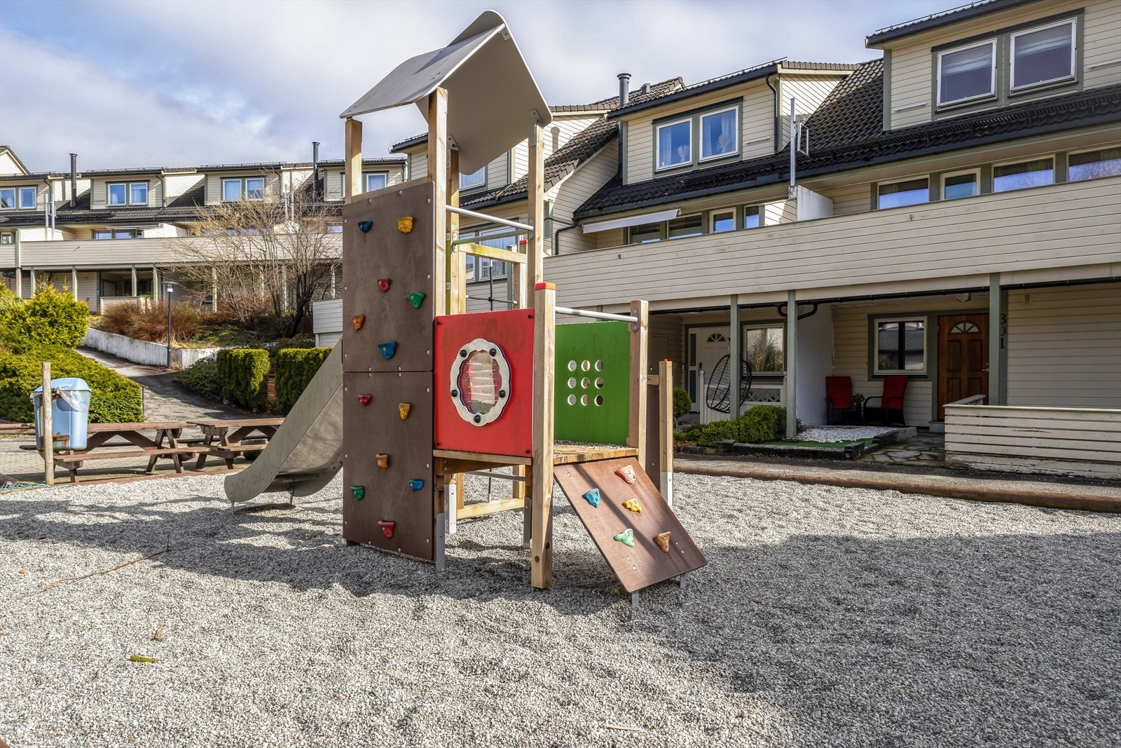 Lekeplass like ved Galleribilde