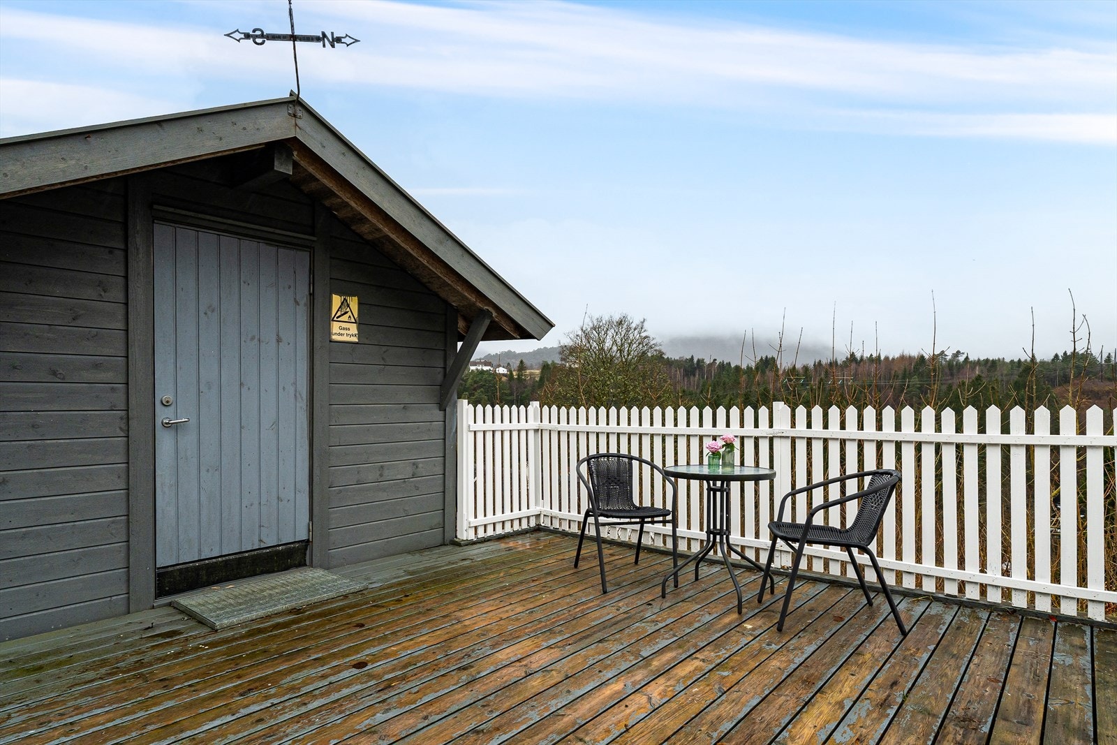 Det medfølger en utvendig bod. Galleribilde