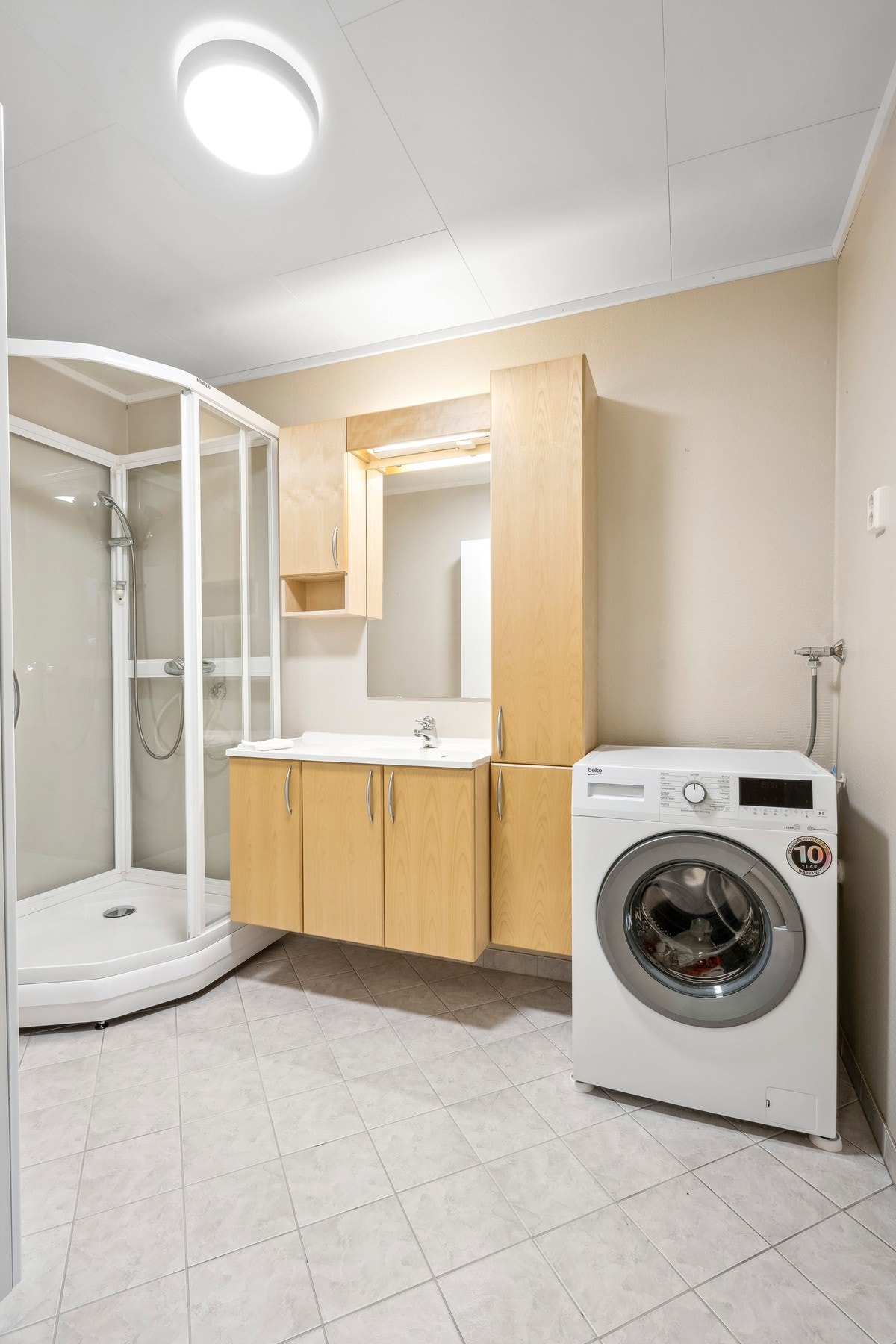 Opplegg og plass for vaskemaskin. Galleribilde