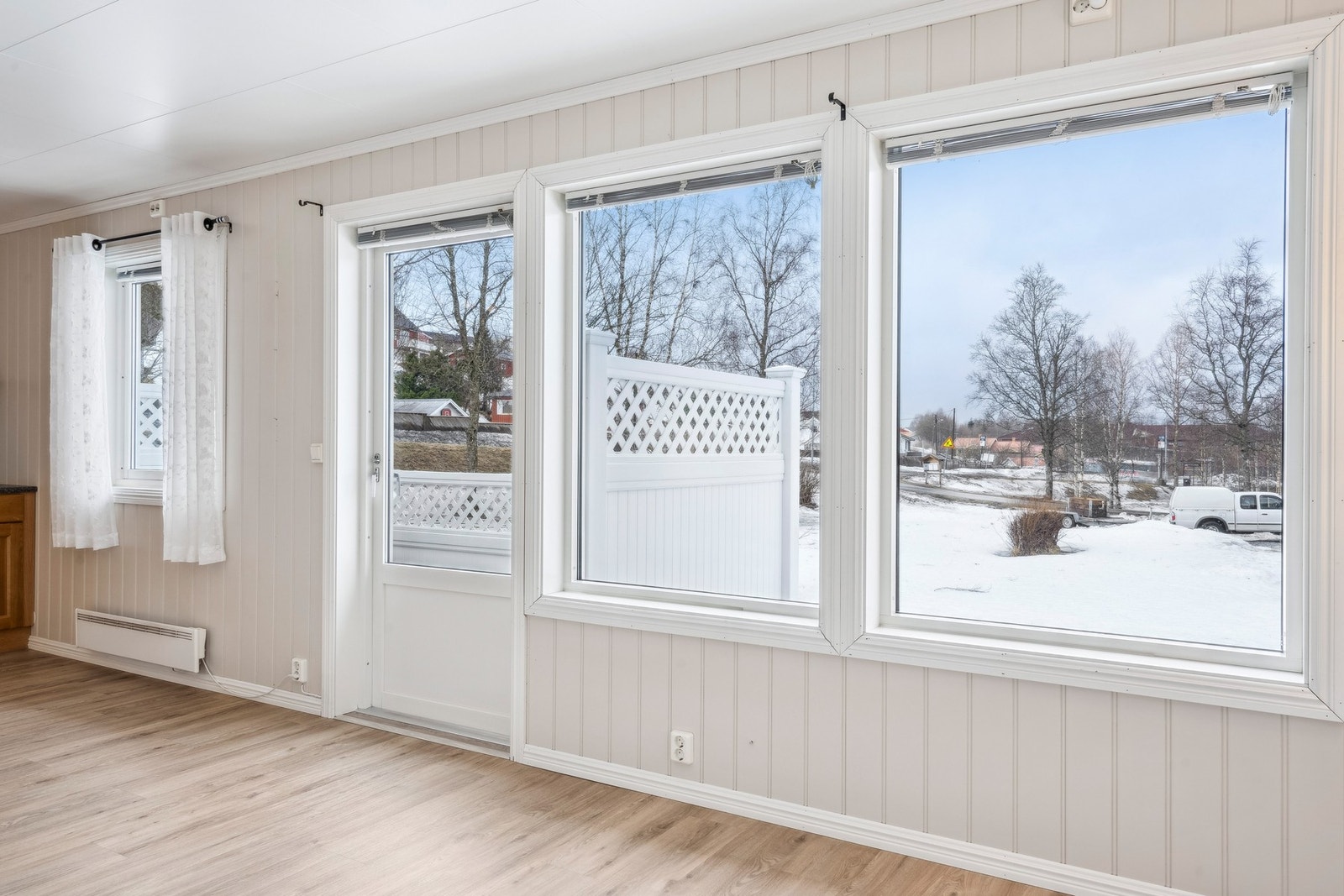 Leiligheten har ei lys og koselig stue. Galleribilde