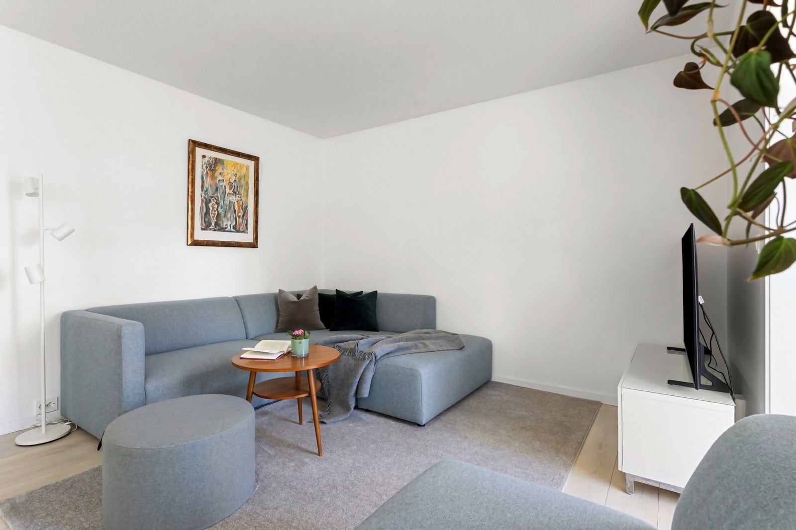 Helsparklede veggoverflater som er holdt i lyse farger Galleribilde