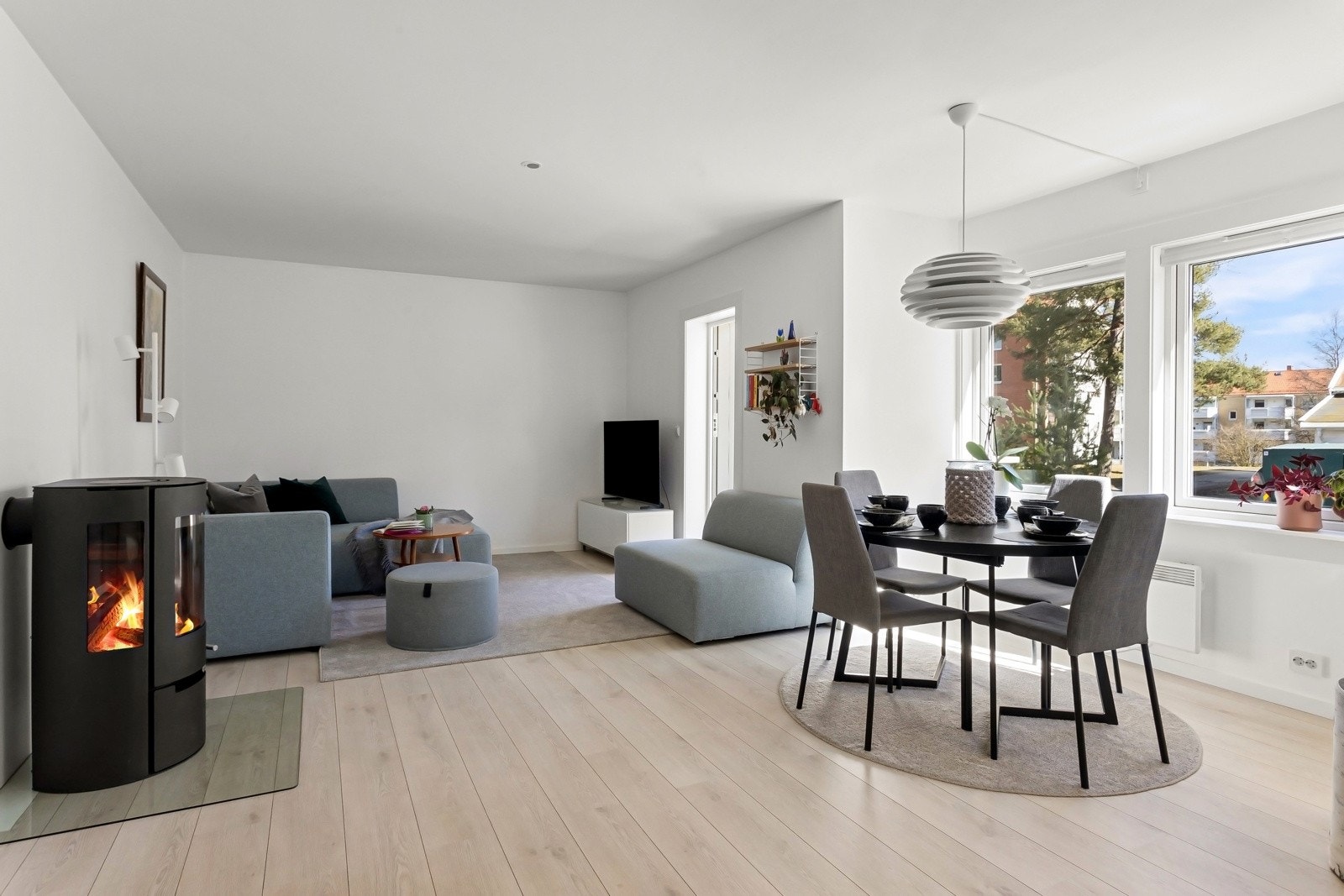 Meget attraktiv og pent oppusset 2-roms hjørneleilighet Galleribilde