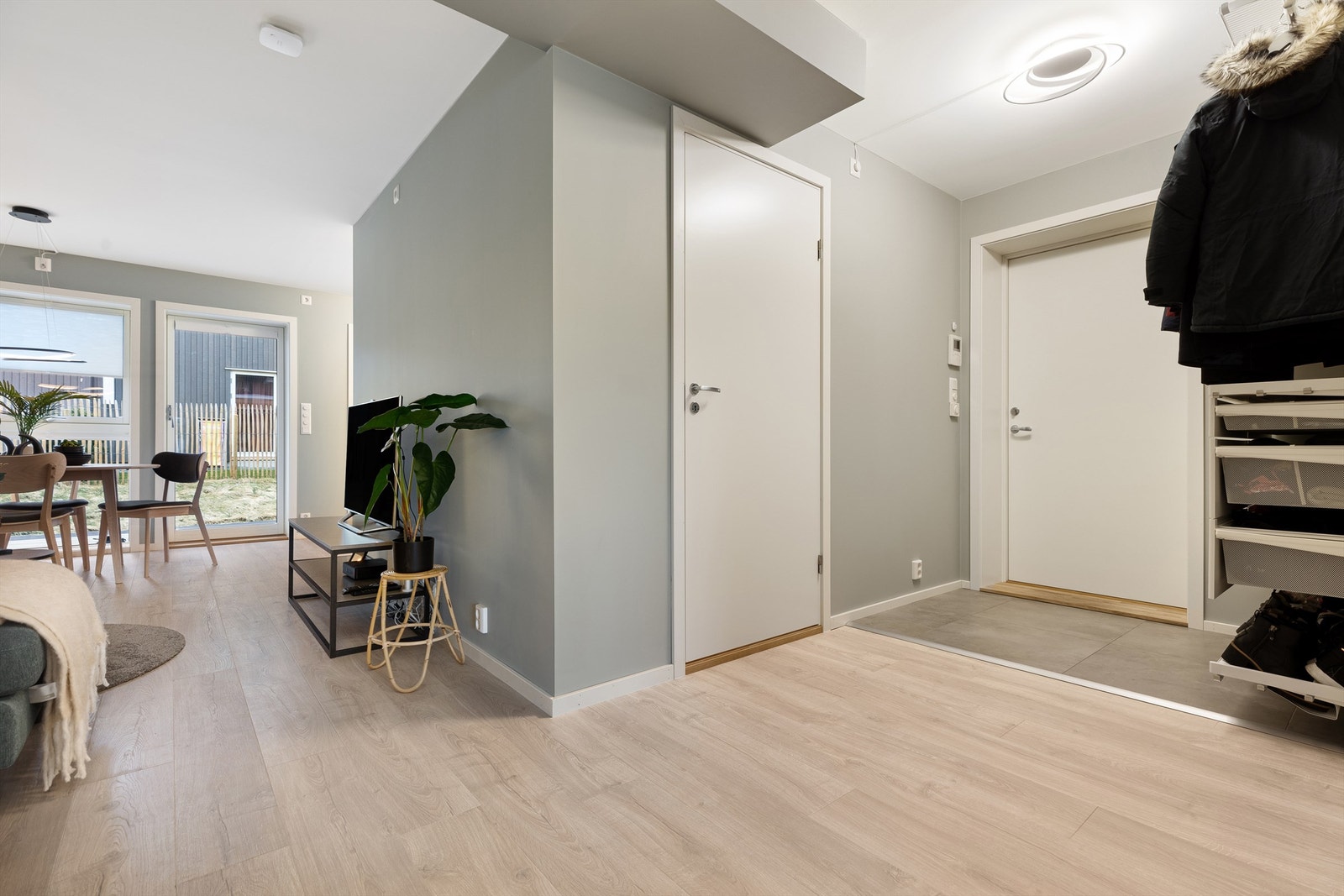 Velkommen inn! En påkostet 3 - romsleilighet med sentral beliggenhet i Sørumsand. Galleribilde