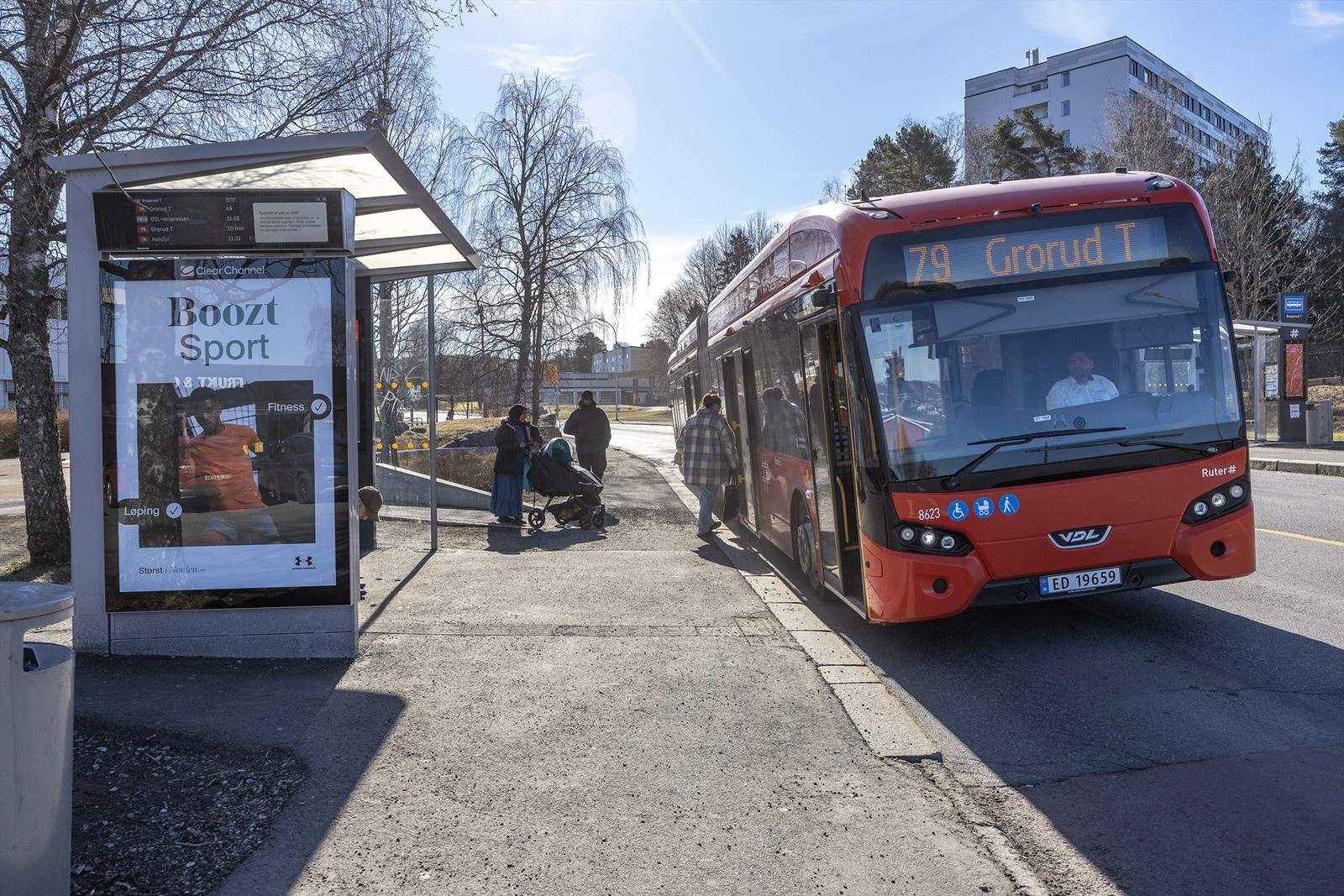 T-bane og bussholdeplass på Bogerud ligger like ved Galleribilde