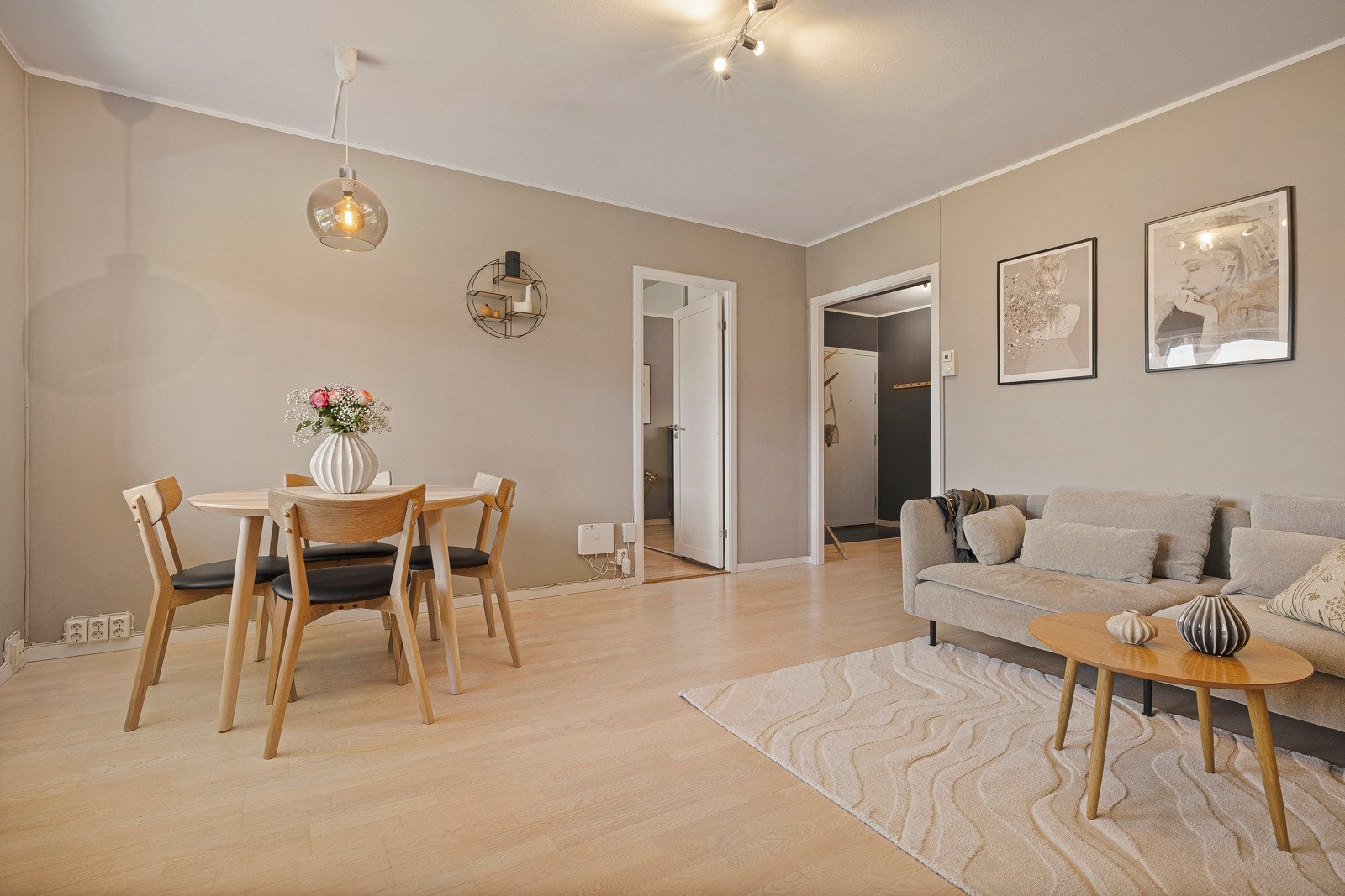 Det er varmekabler i gulvet på alle rom utenom soverommene Galleribilde