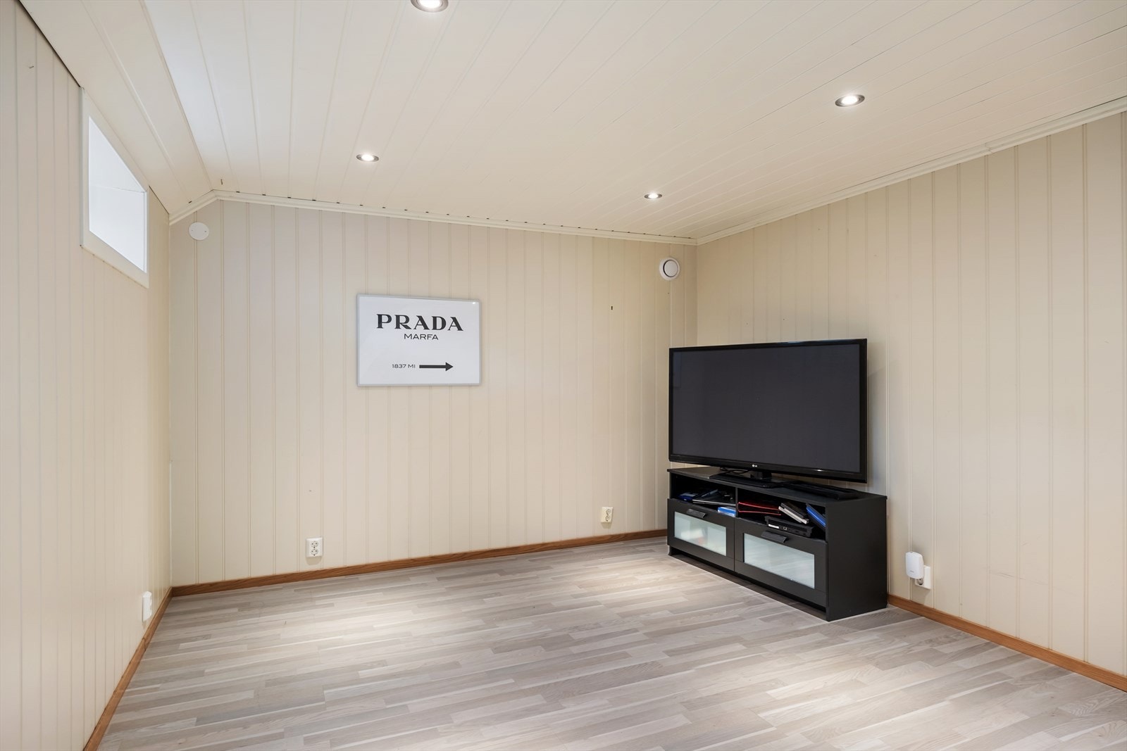 Kjellarstove Galleribilde