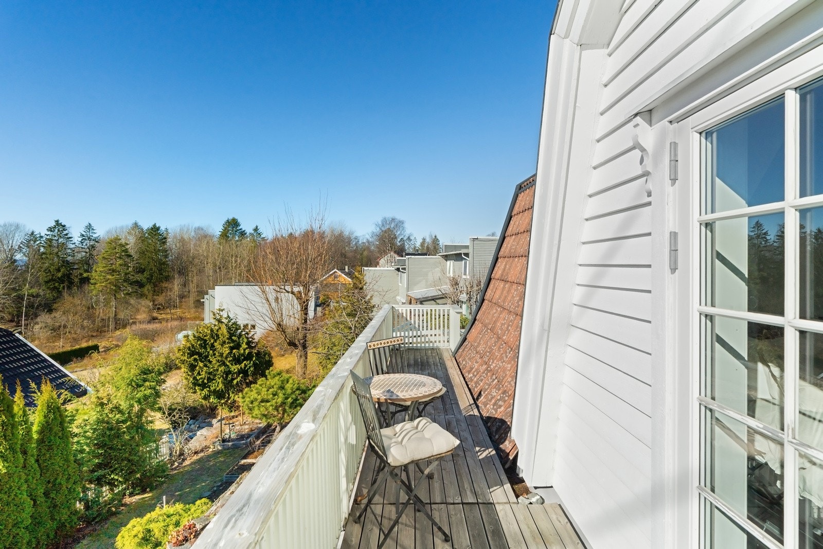 Balkongen fra soverommet er på 11 kvm. Galleribilde