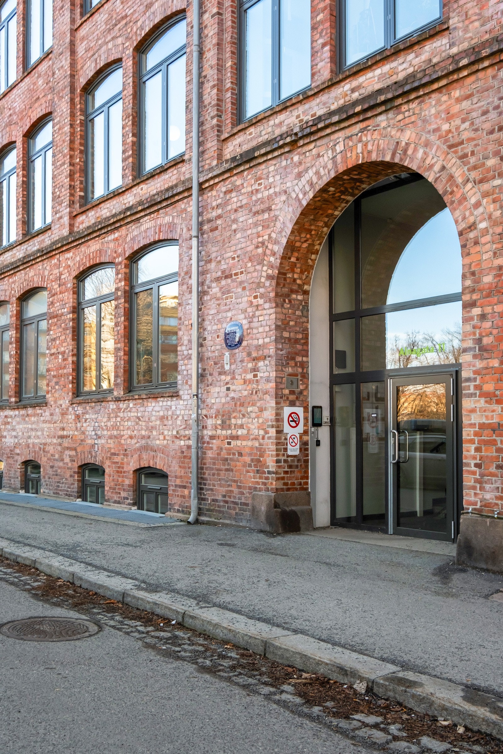 Beliggenheten er skjermet og sentral. Galleribilde