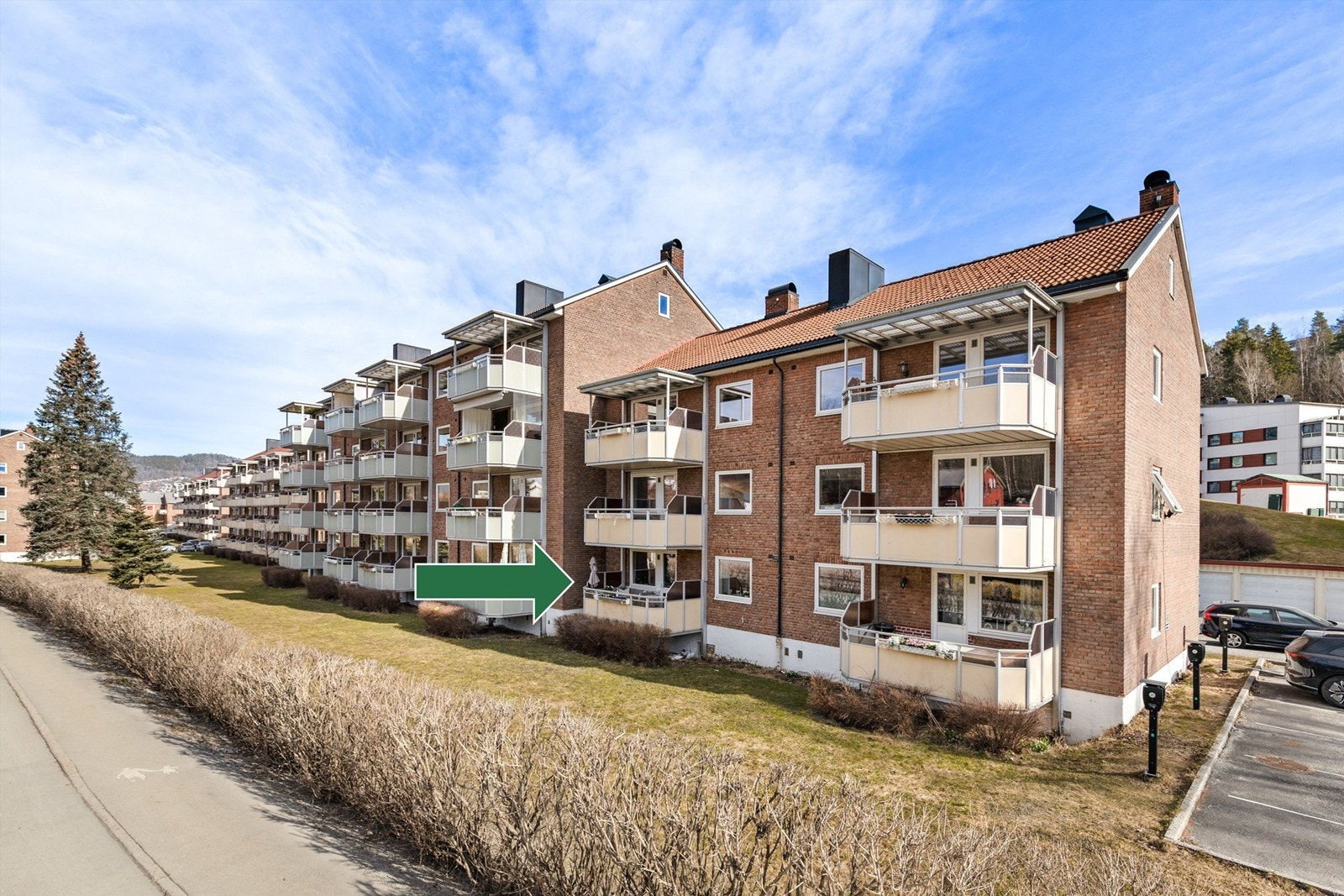 Lys og pen 3-roms leilighet beliggende i 1. etasje Galleribilde