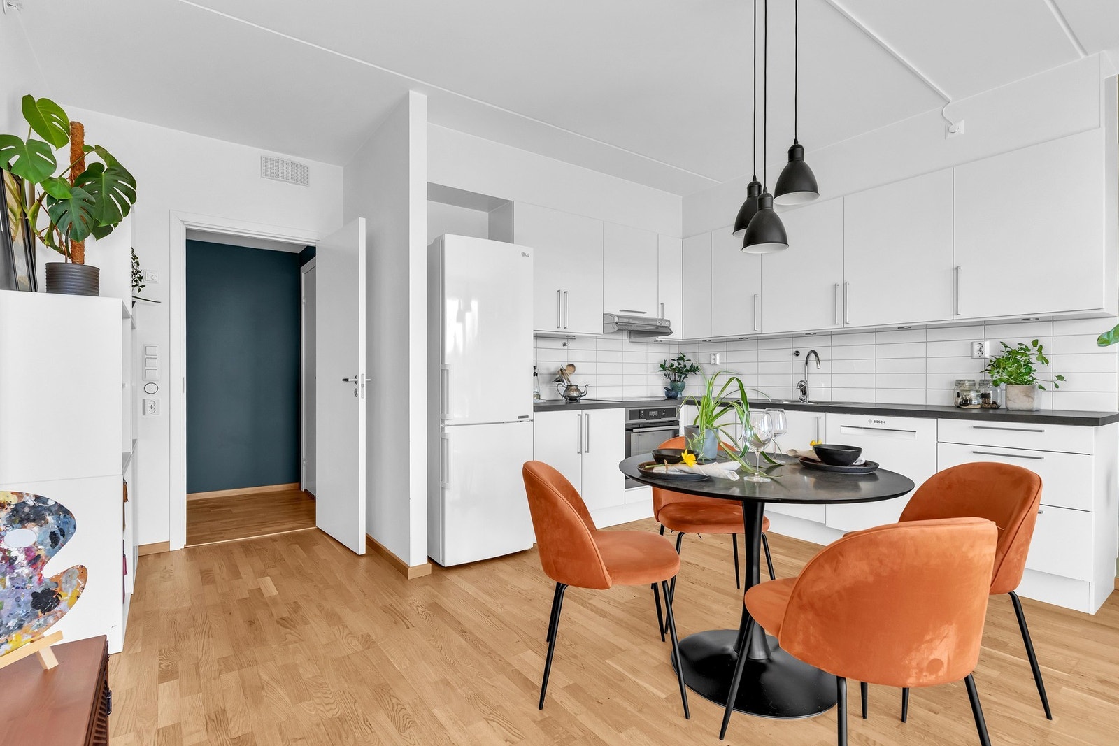 Vi tar turen inn til det herlige oppholdsrommet! Galleribilde