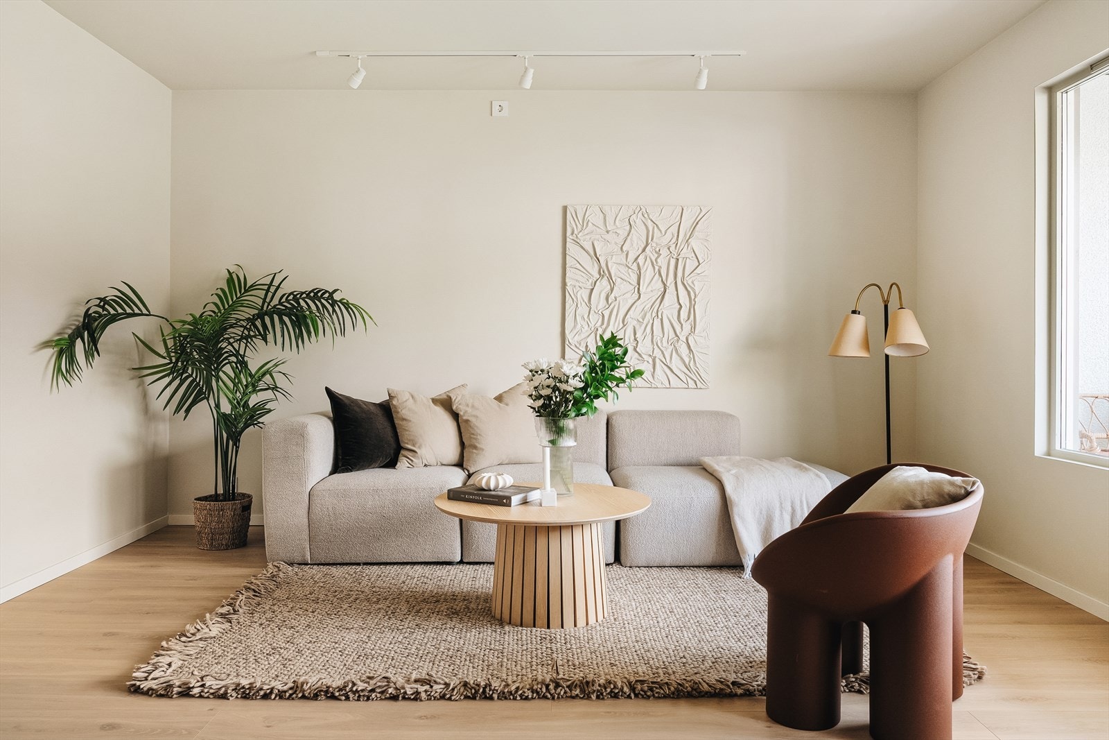 Leiligheten innehar meget gode kvaliteter og er betydelig oppgradert. En særdeles gjennomført leilighet! Galleribilde