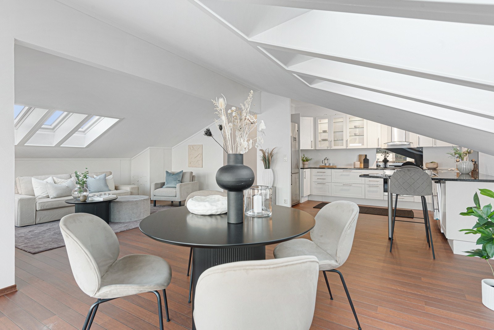 Hyggelig spiseplass Galleribilde