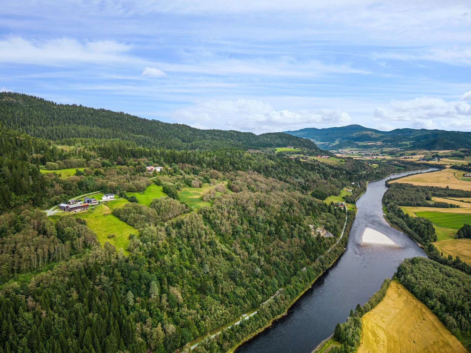 Lakseelven Gaula Galleribilde